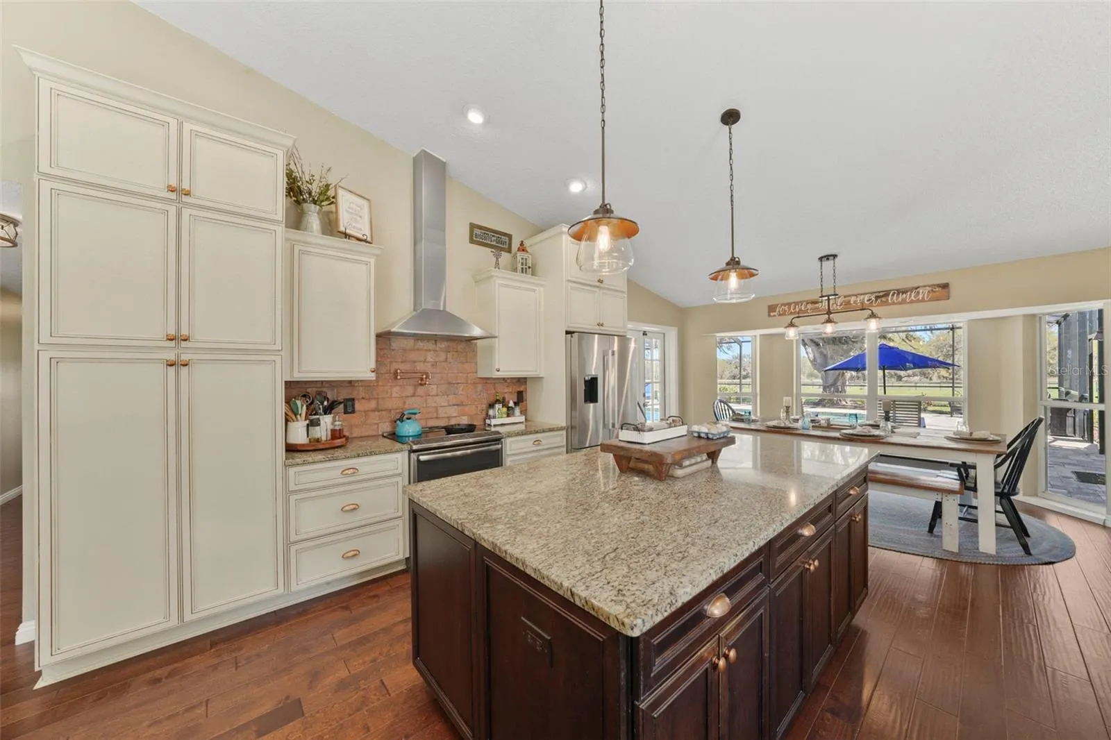 808 OLD WELCOME RD