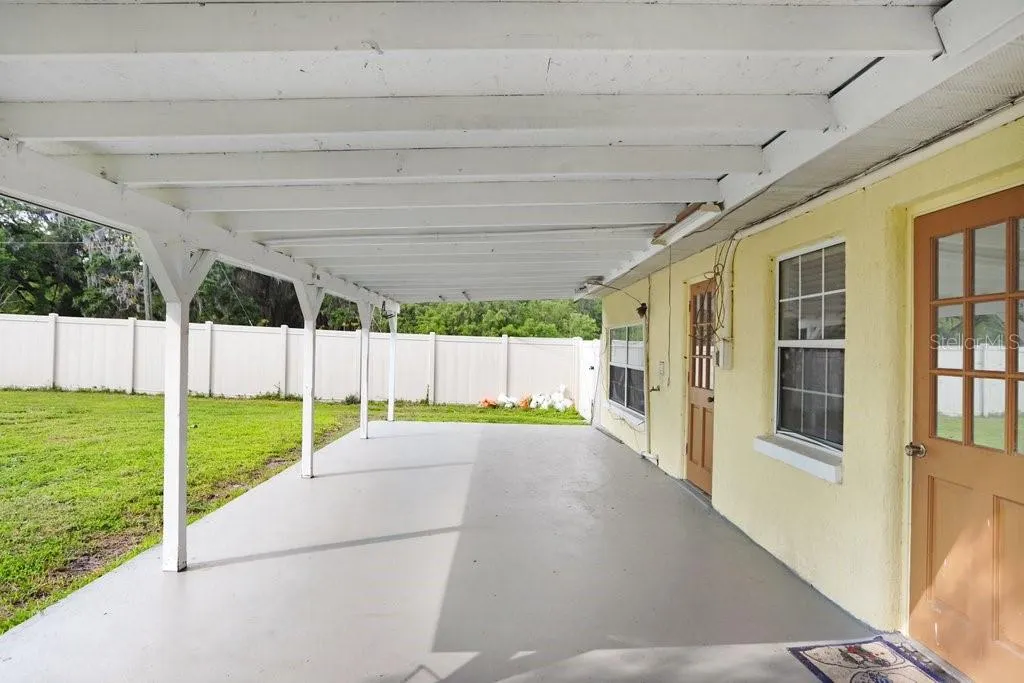 335 DIANA AVE