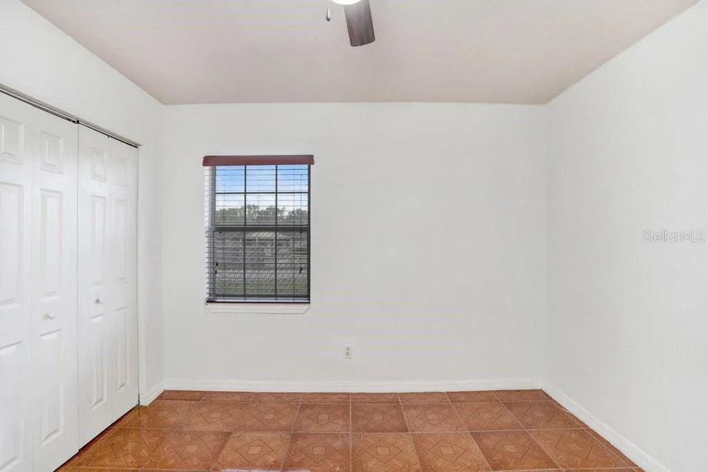 335 DIANA AVE