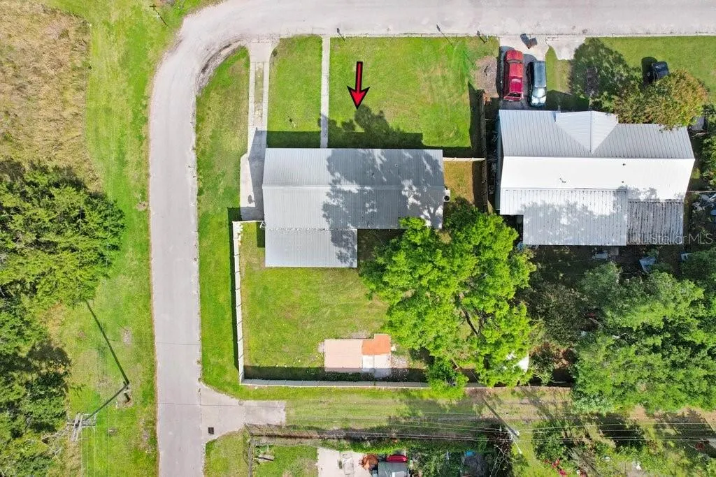 335 DIANA AVE