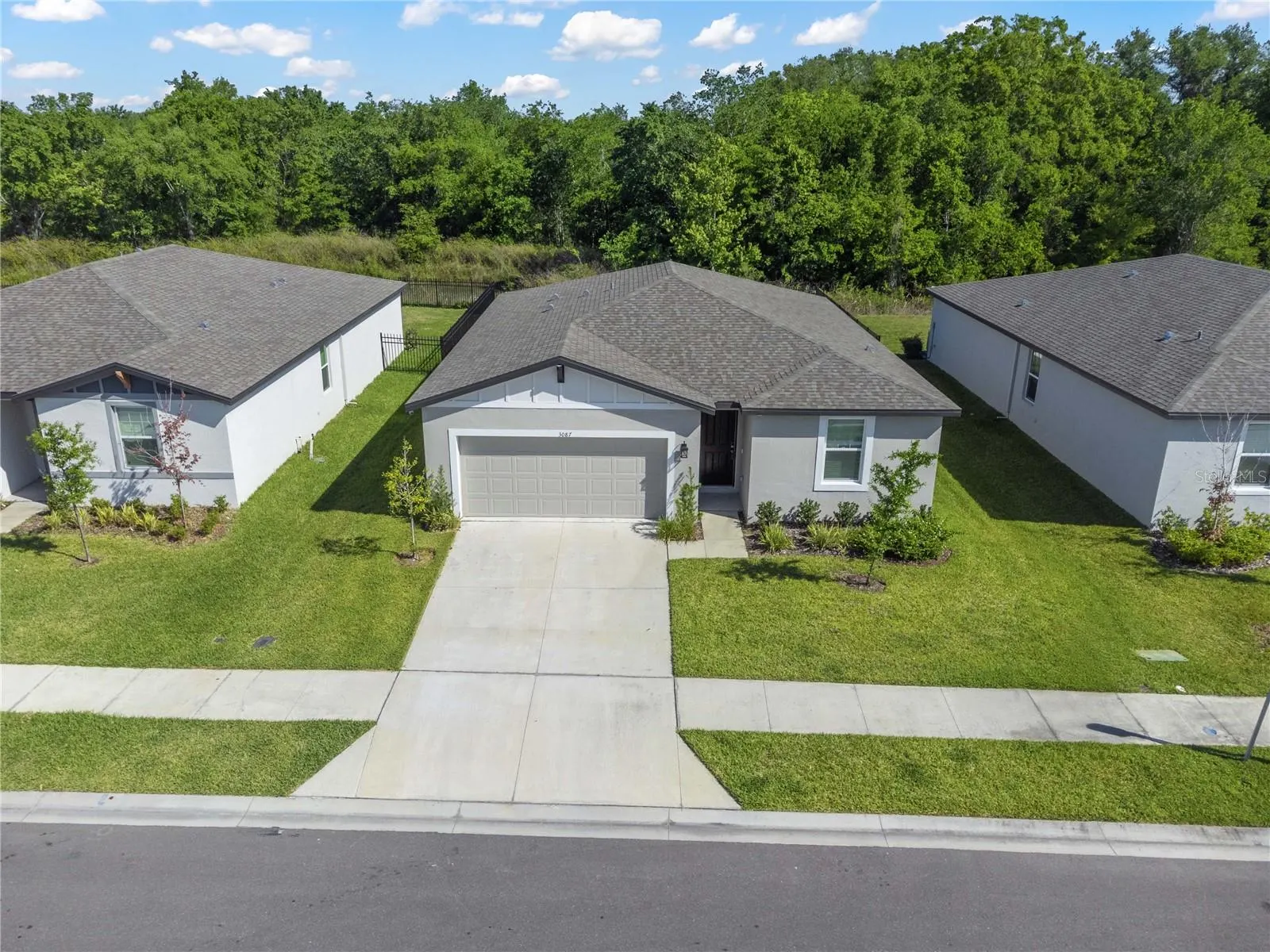 3087 FORREST PLUM CT