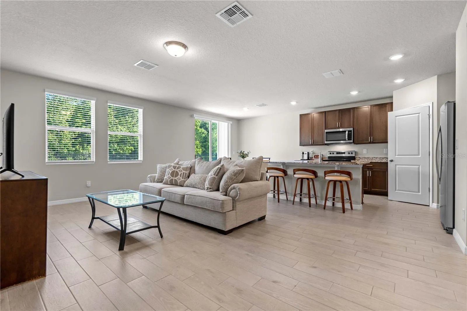 3087 FORREST PLUM CT