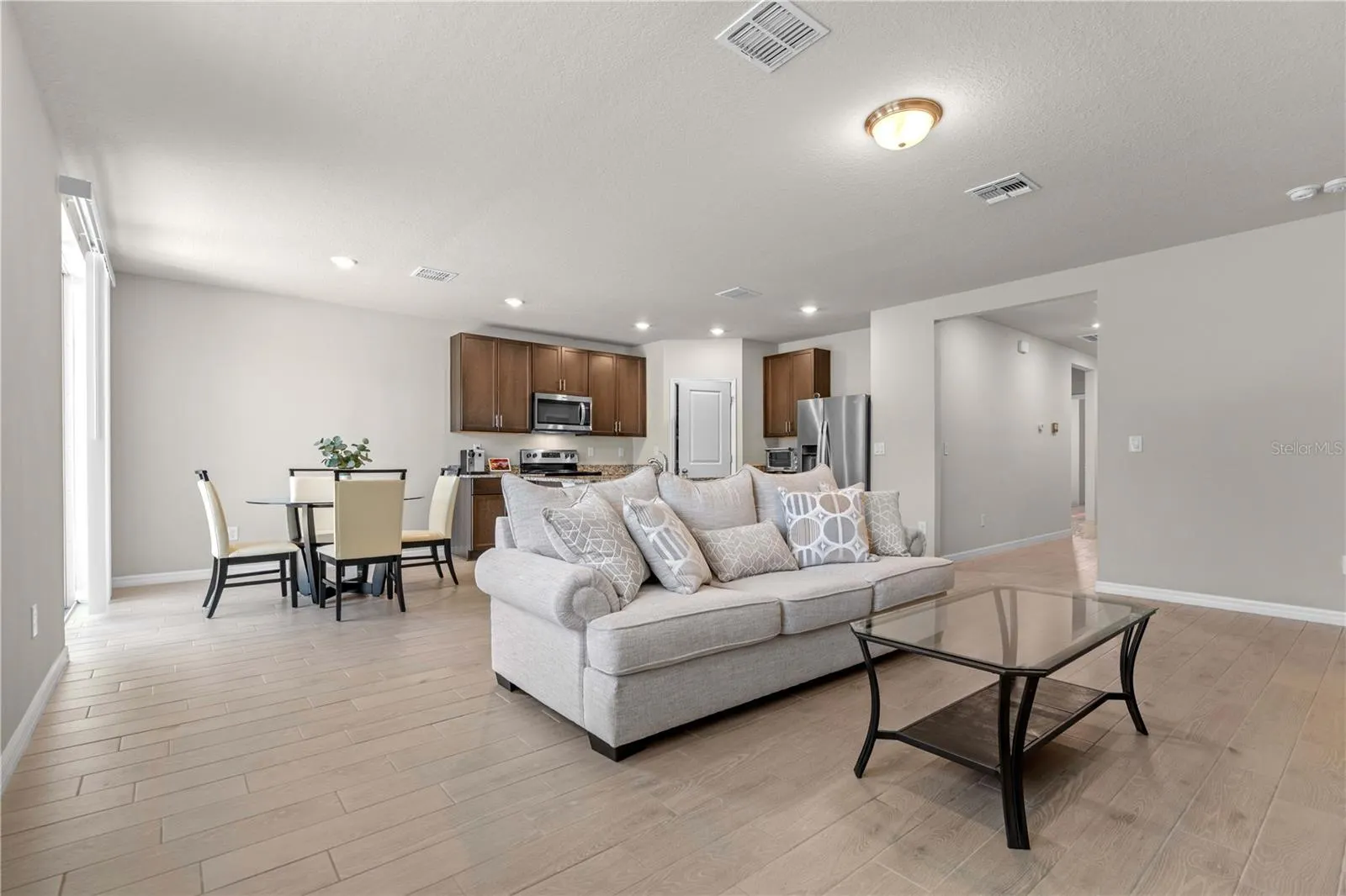 3087 FORREST PLUM CT