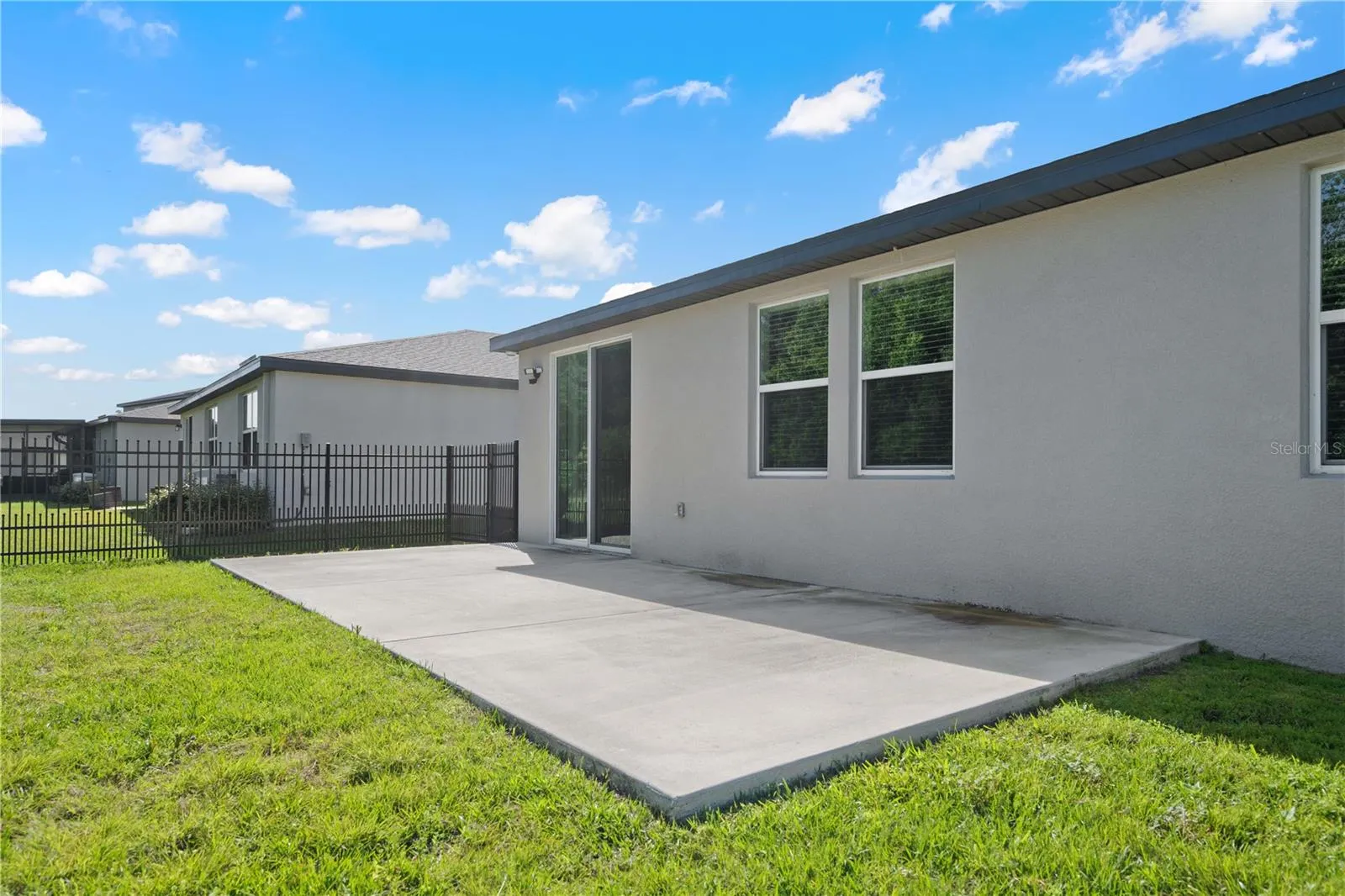 3087 FORREST PLUM CT