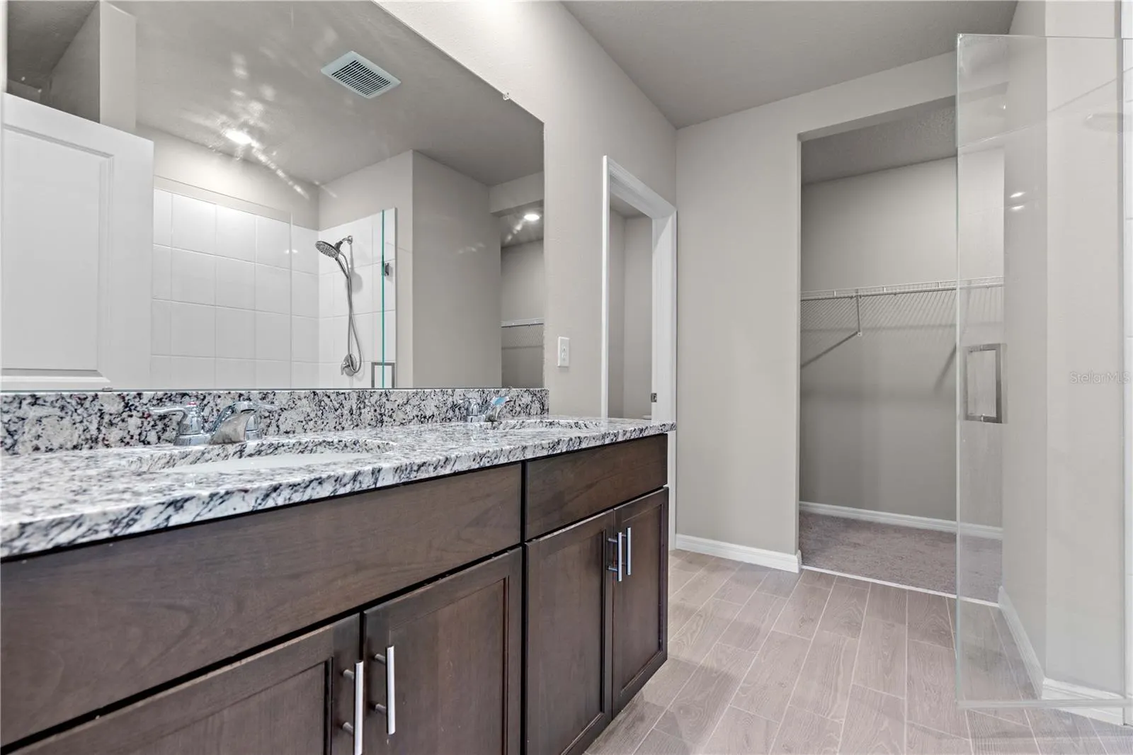 3087 FORREST PLUM CT