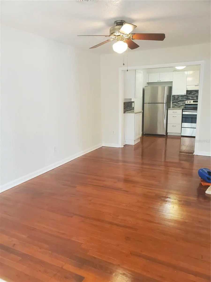 3911 W MORRISON AVE