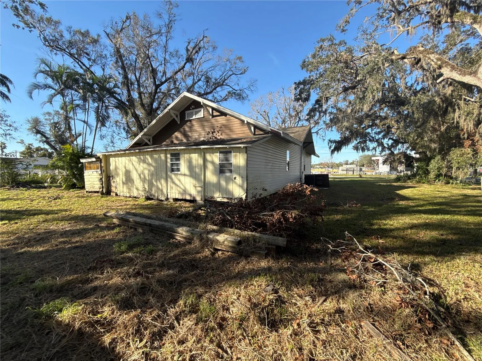 318 N 4TH AVE