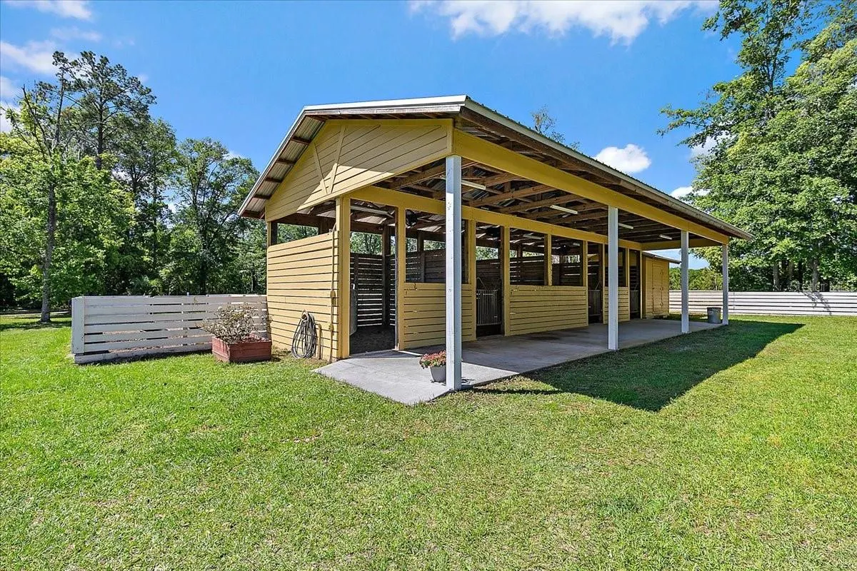 12025 N COUNTRY RD