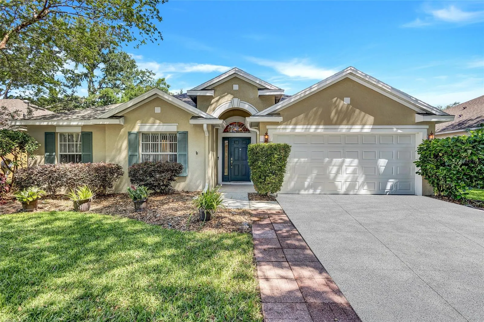 1518 ROLLING MEADOW DR