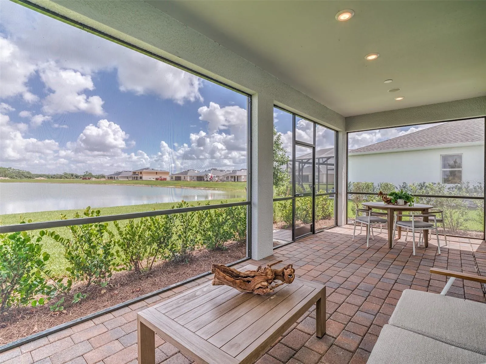 17130 MOONFLOWER DR