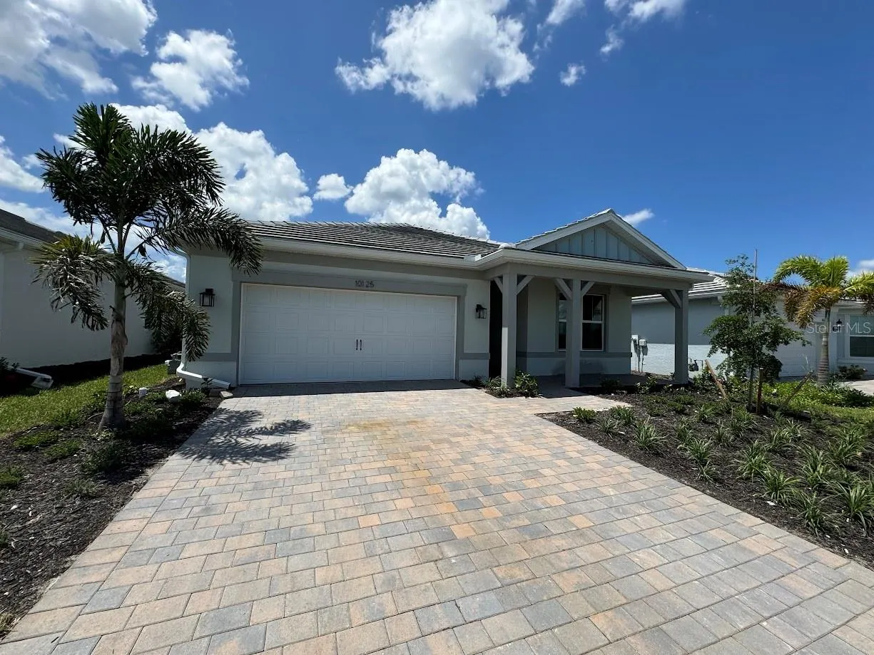 17093 MOONFLOWER DR