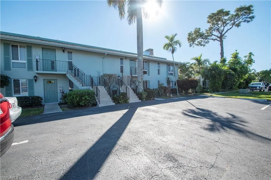 162 TERYL RD #2, #2