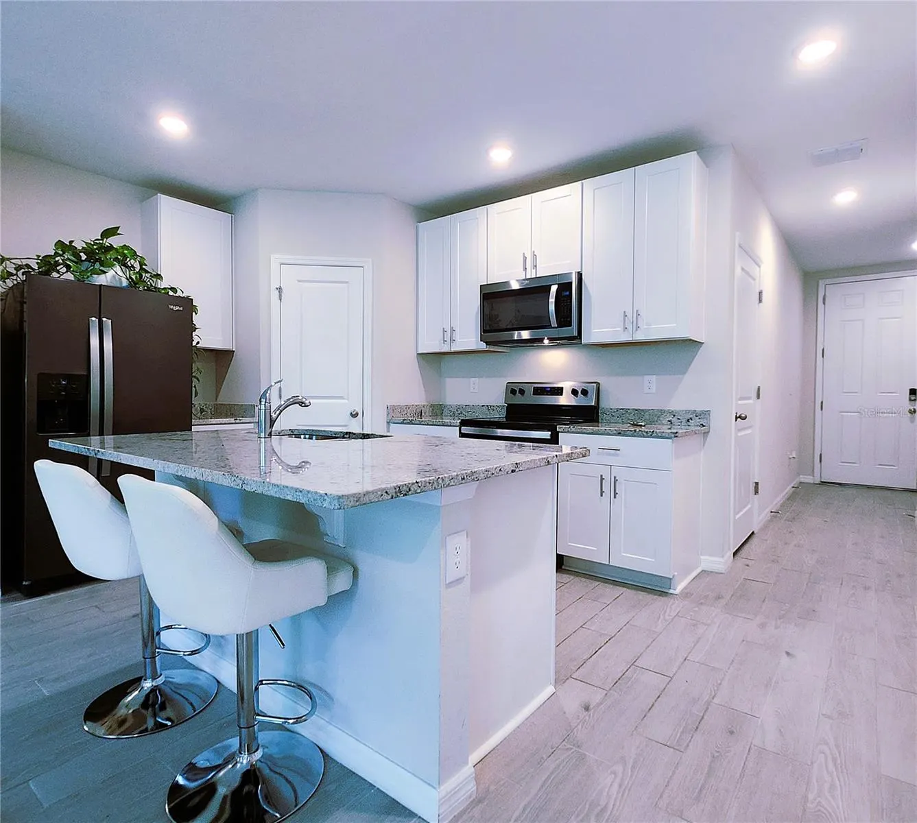 17015 CORAL KEY DR