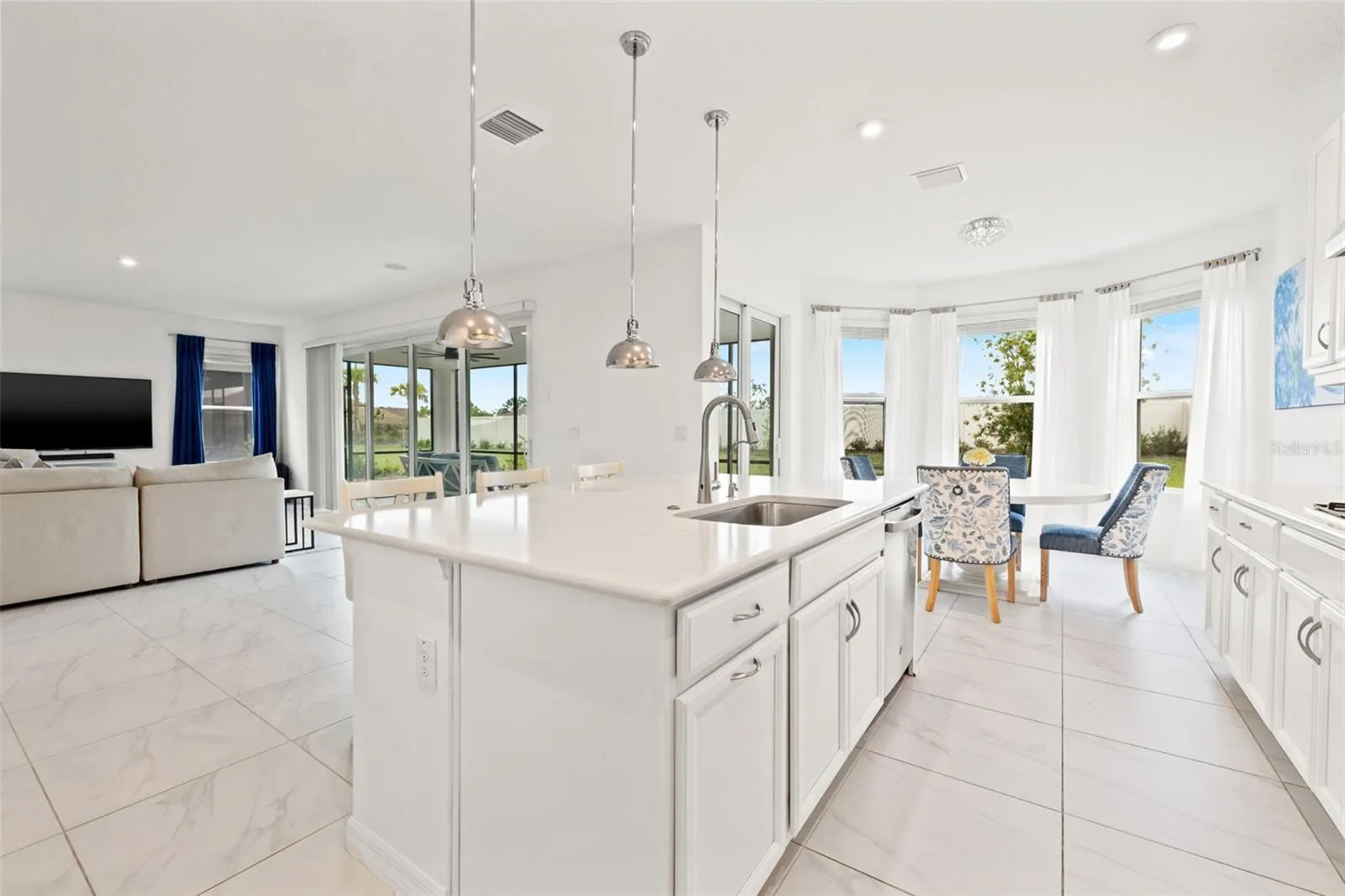 5810 FIELDMOOR CT
