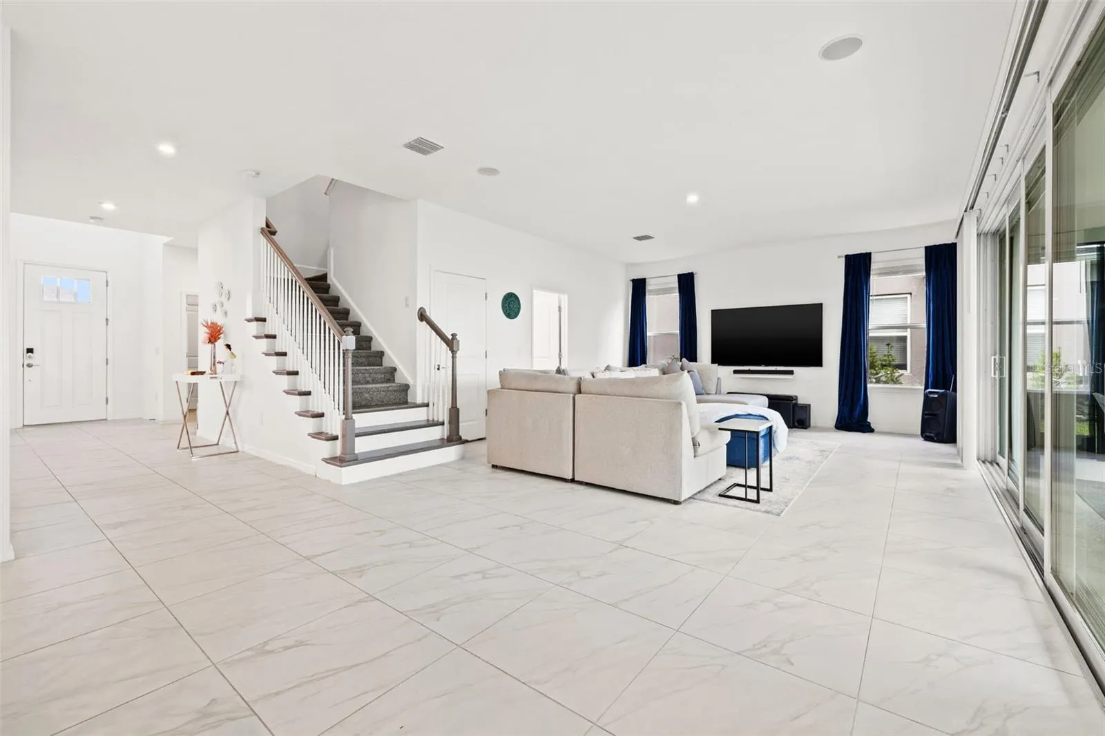 5810 FIELDMOOR CT