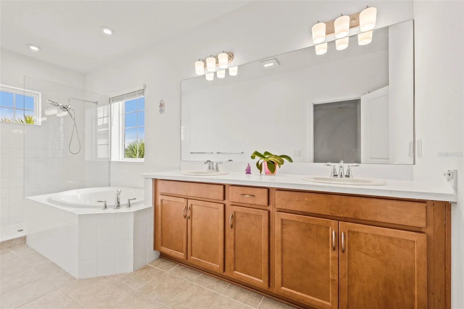 5810 FIELDMOOR CT