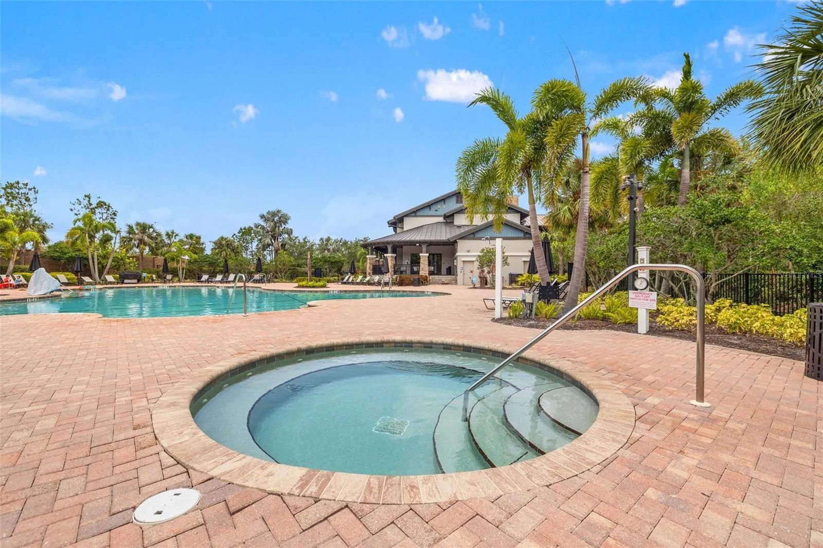 5810 FIELDMOOR CT