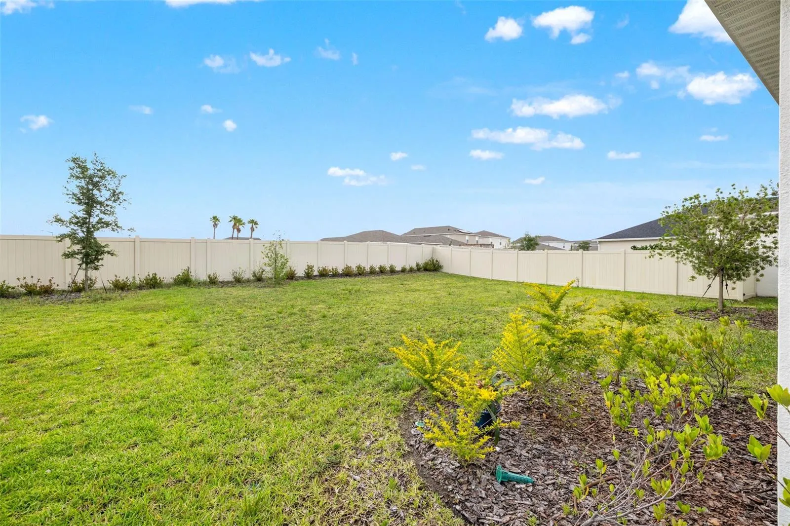 5810 FIELDMOOR CT