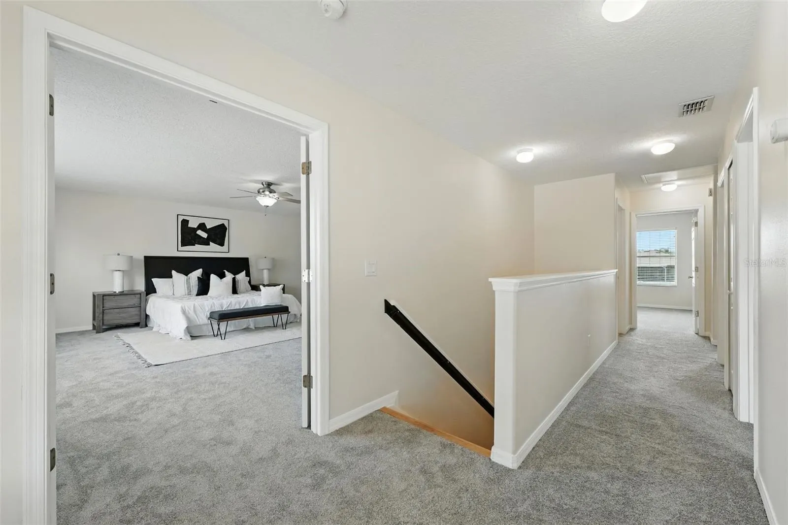 5233 LOS PALMA VISTA DR