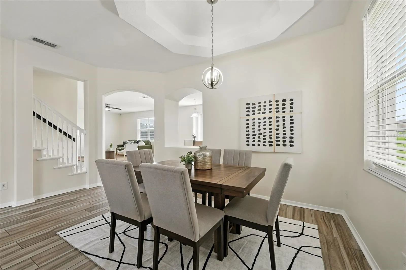 5233 LOS PALMA VISTA DR