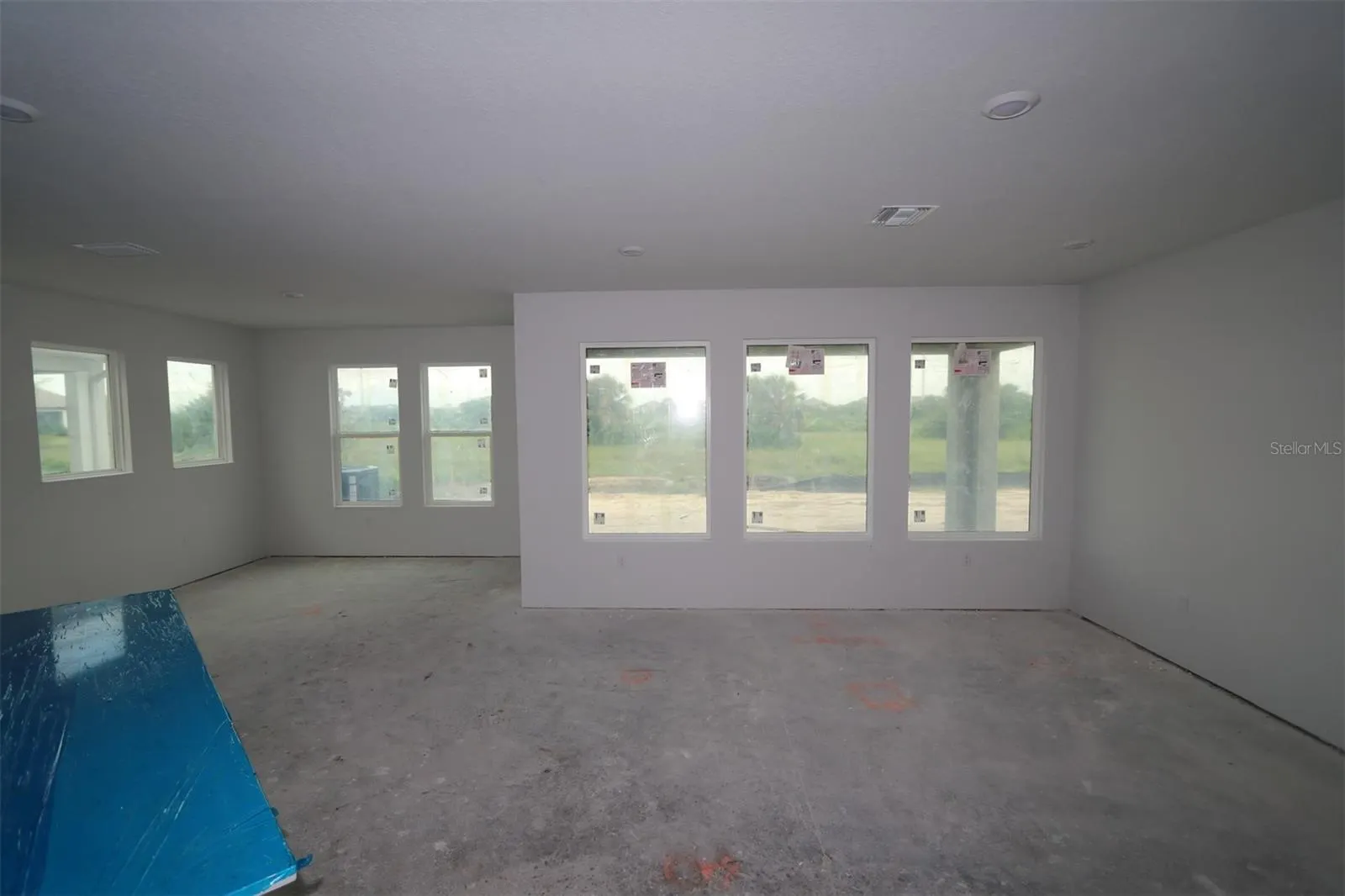 640 ALLORA AVE