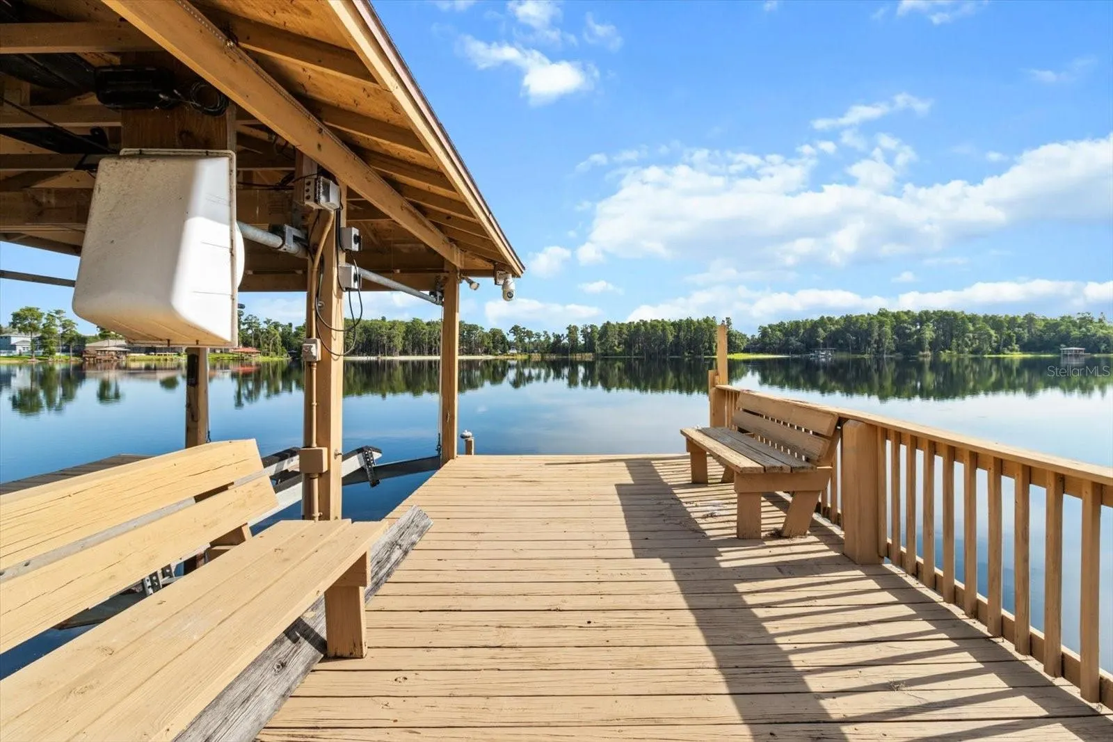 1300 WYNDHAM LAKES DR