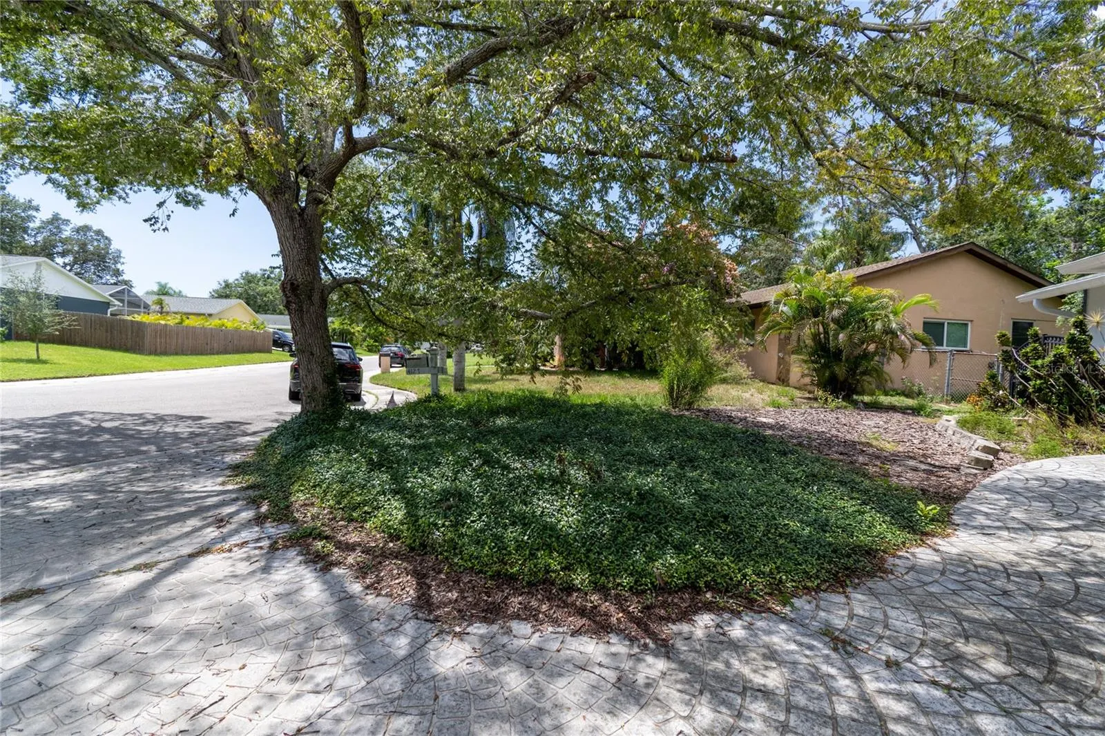4127 MALLARD DR