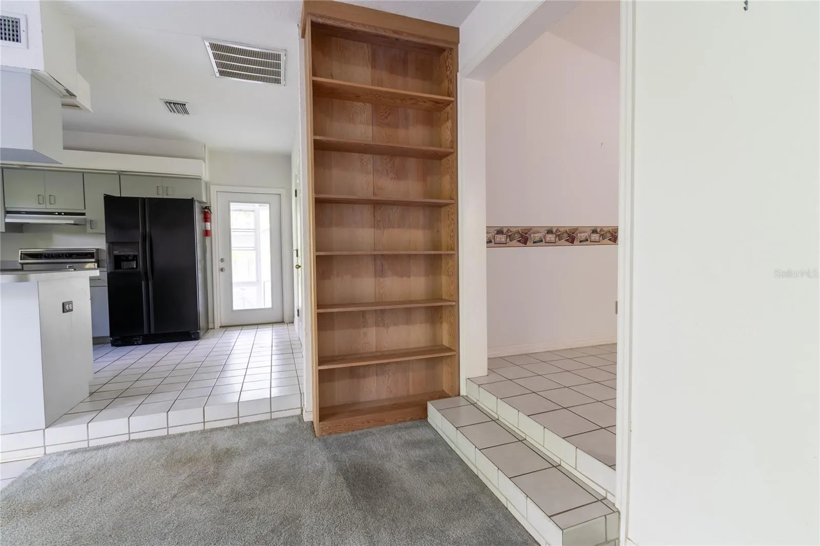 4127 MALLARD DR