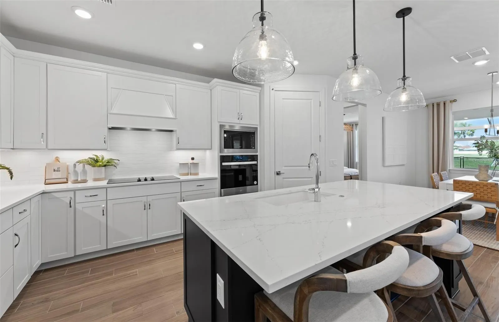 6999 MINNEOLA CT
