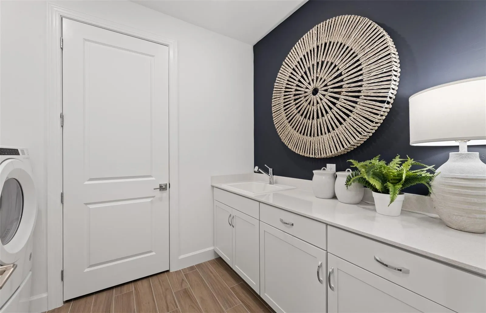 6999 MINNEOLA CT
