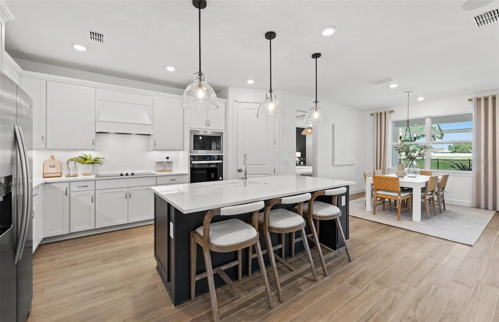 6999 MINNEOLA CT