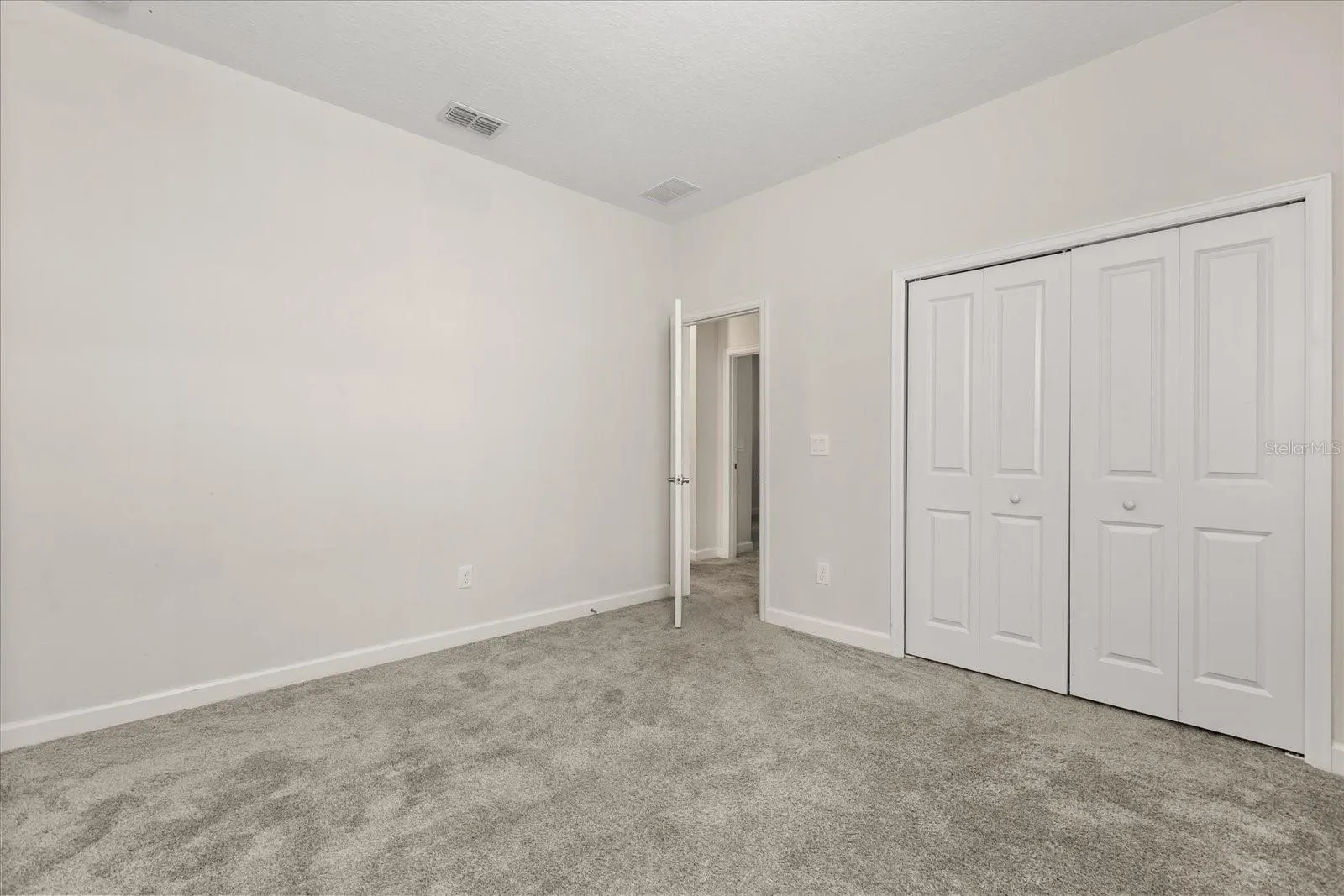 11046 LONGLEAF WOODS DR