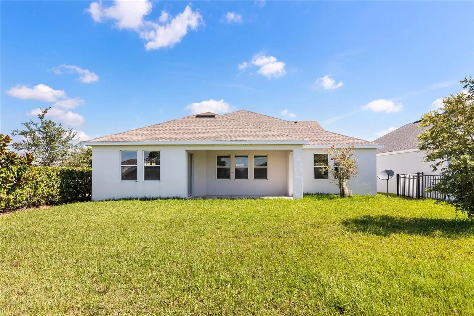 11046 LONGLEAF WOODS DR