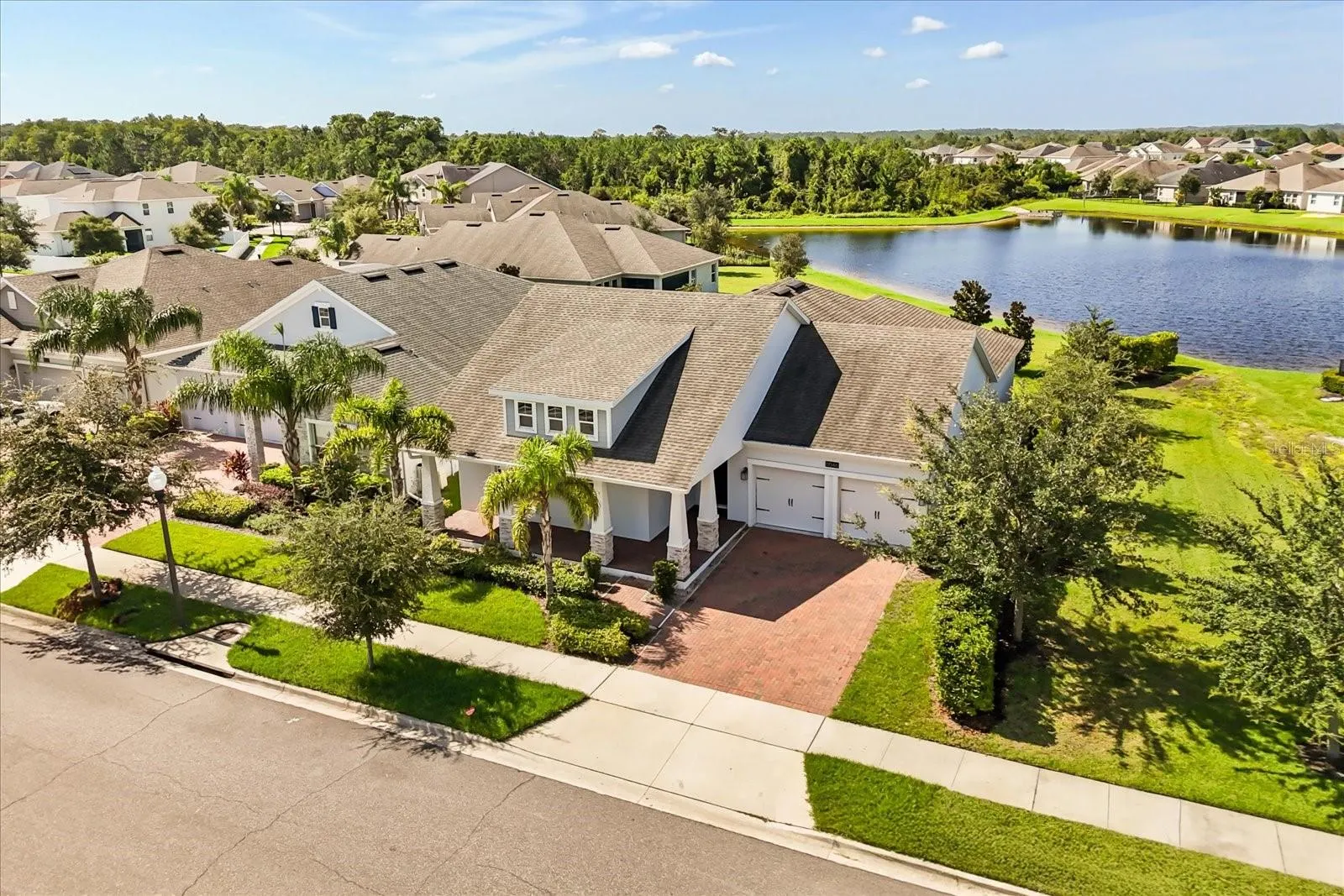 11046 LONGLEAF WOODS DR