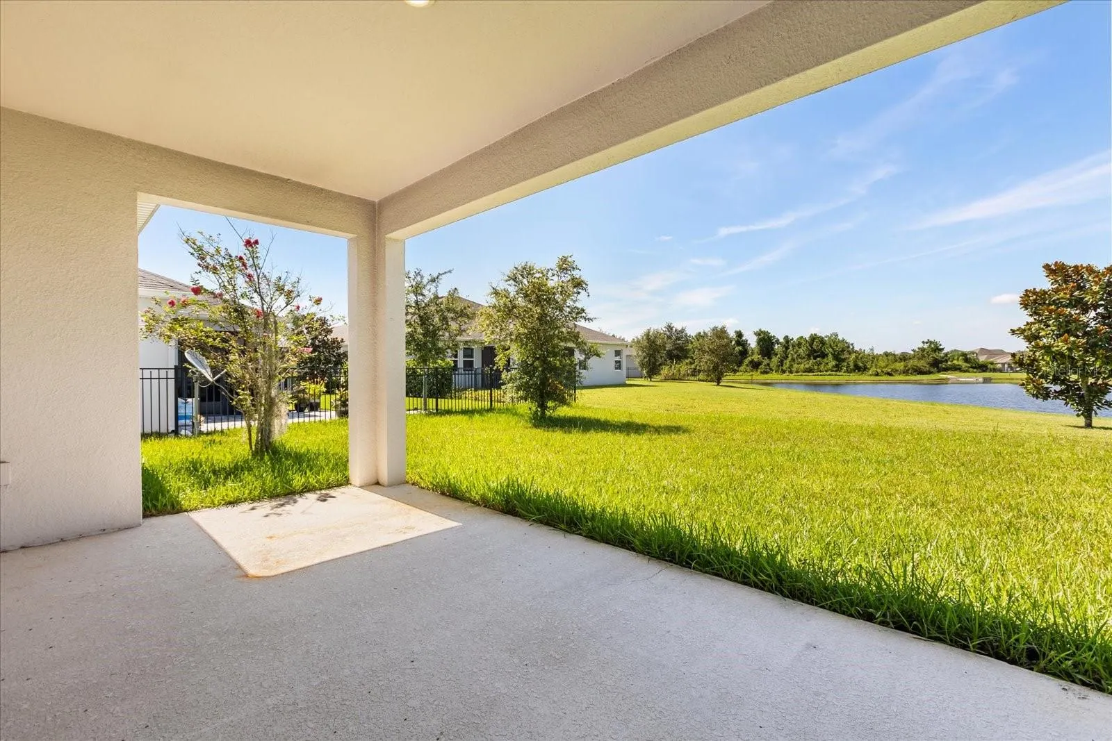 11046 LONGLEAF WOODS DR