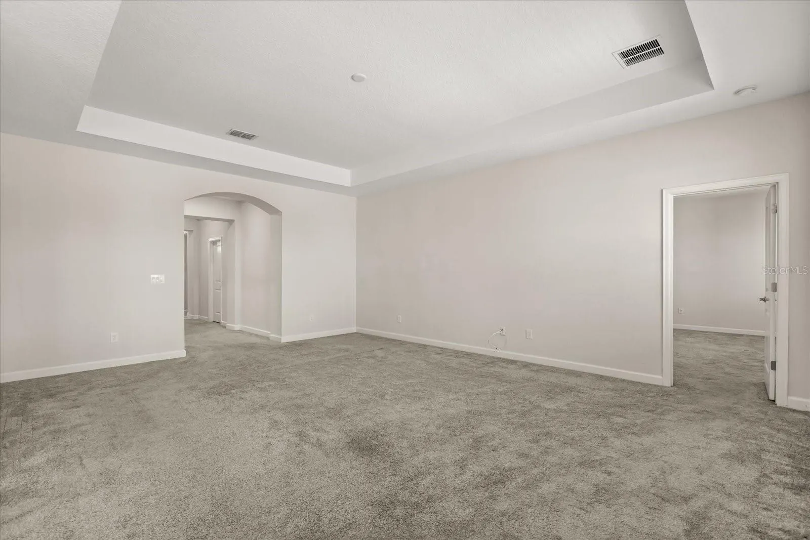 11046 LONGLEAF WOODS DR