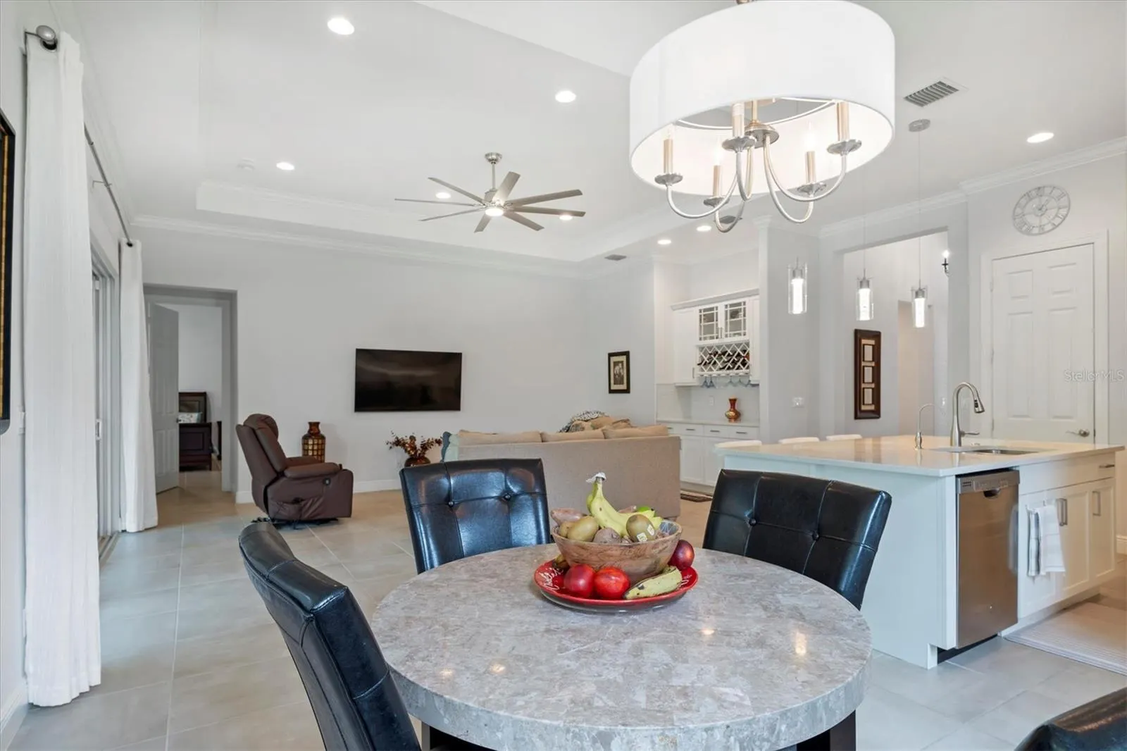 6047 SEQUOIA CIR