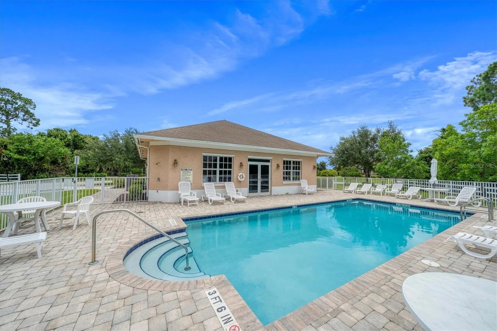 6047 SEQUOIA CIR