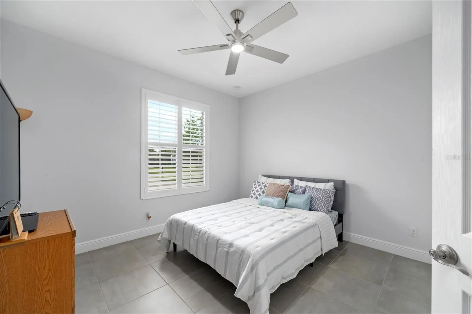 6047 SEQUOIA CIR