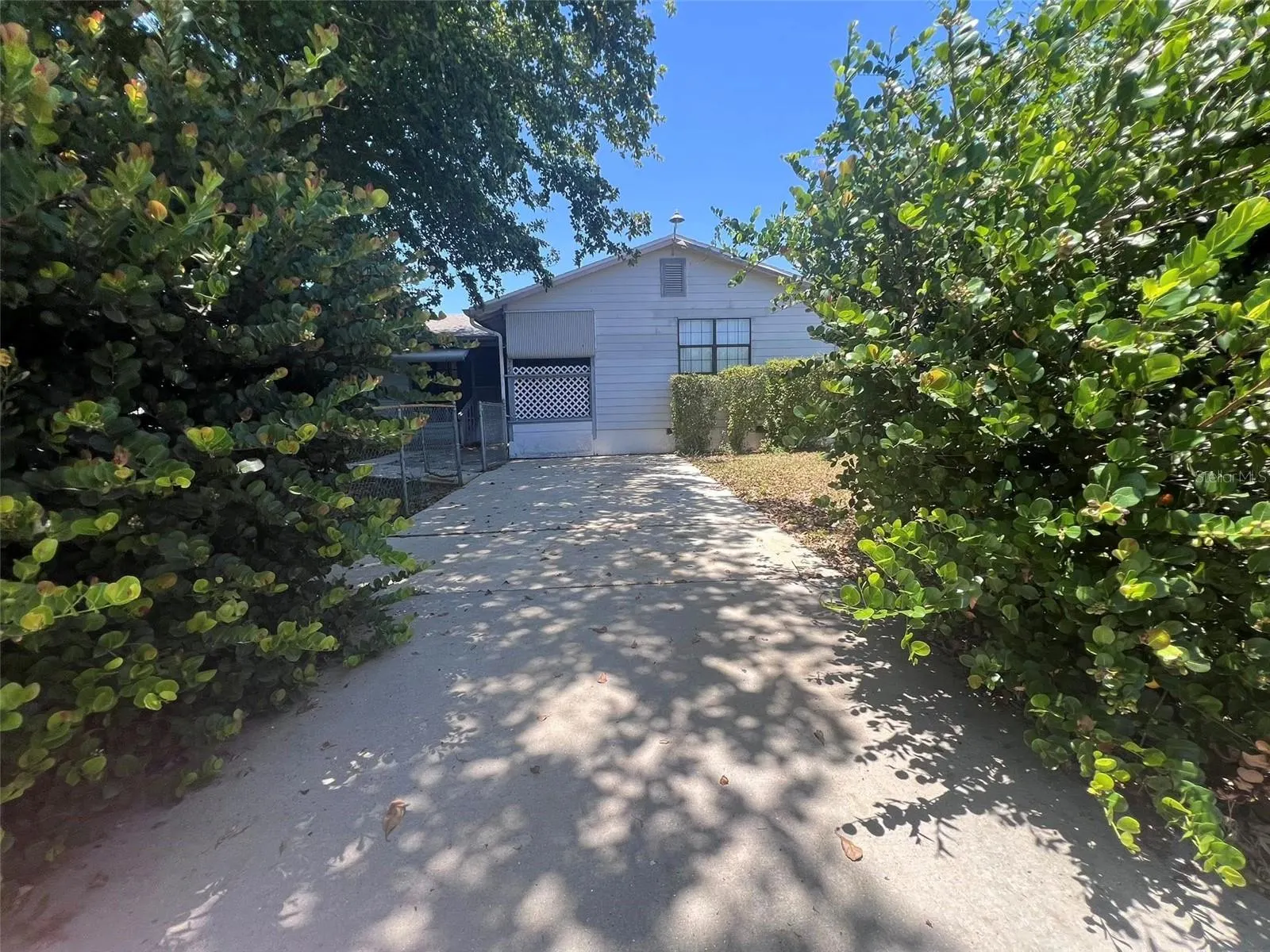 425 SOUTHWEST BLVD