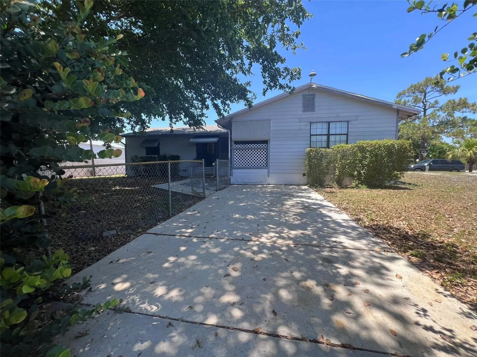 425 SOUTHWEST BLVD