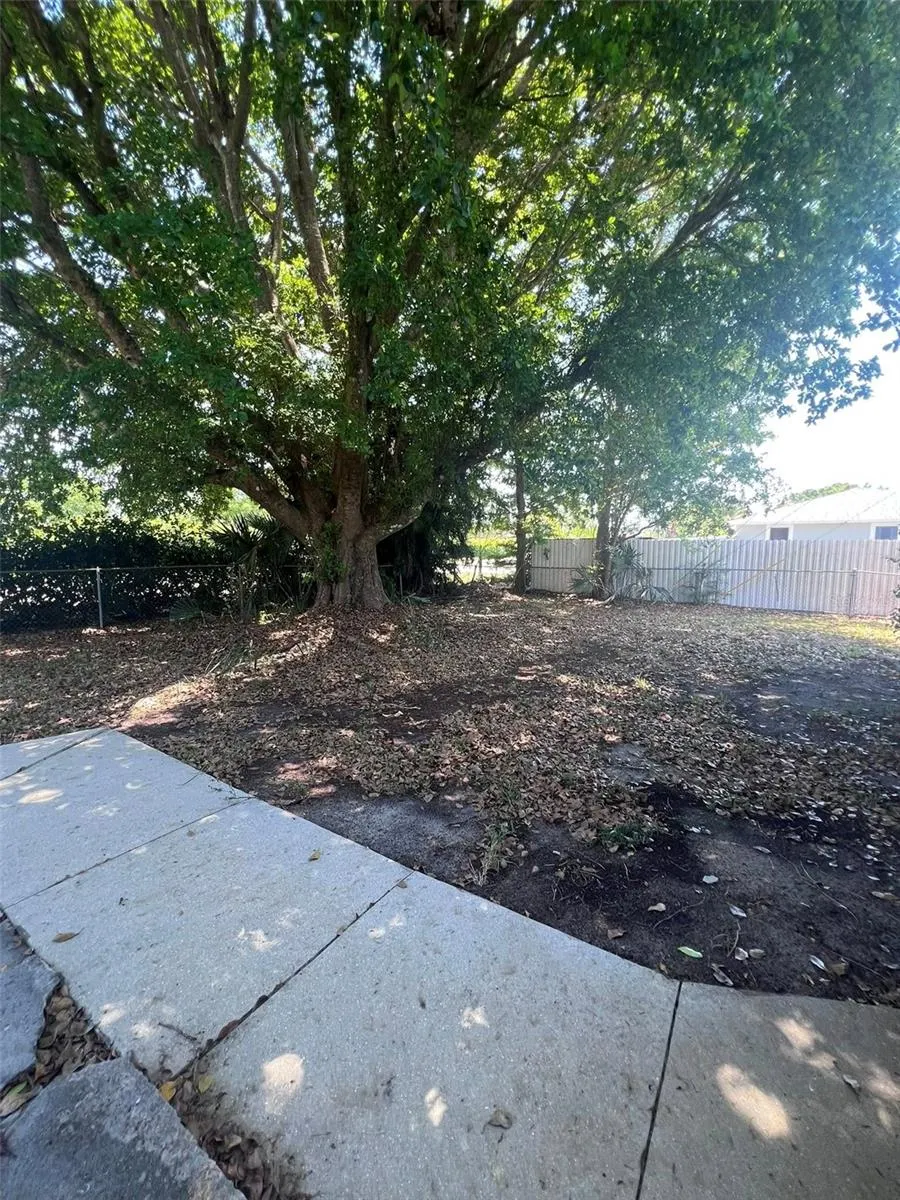 425 SOUTHWEST BLVD