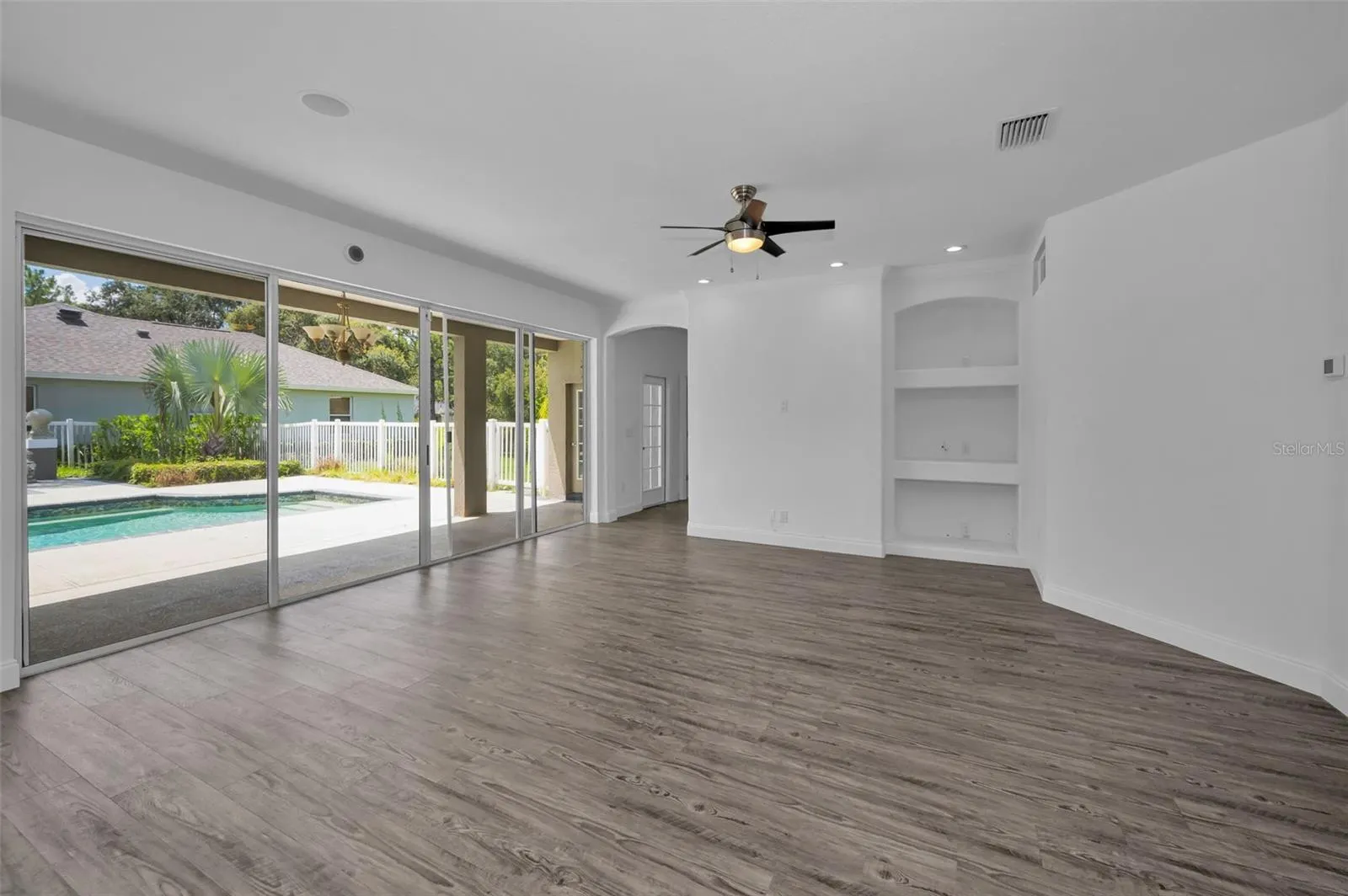 10530 CANARY ISLE DR
