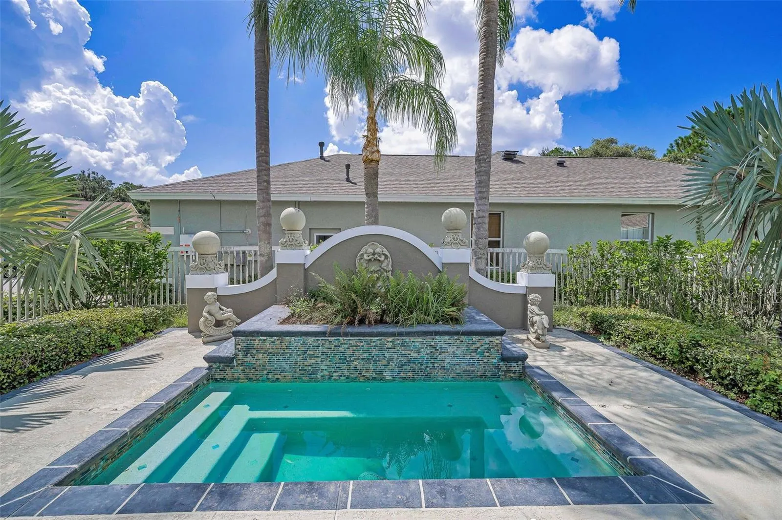 10530 CANARY ISLE DR