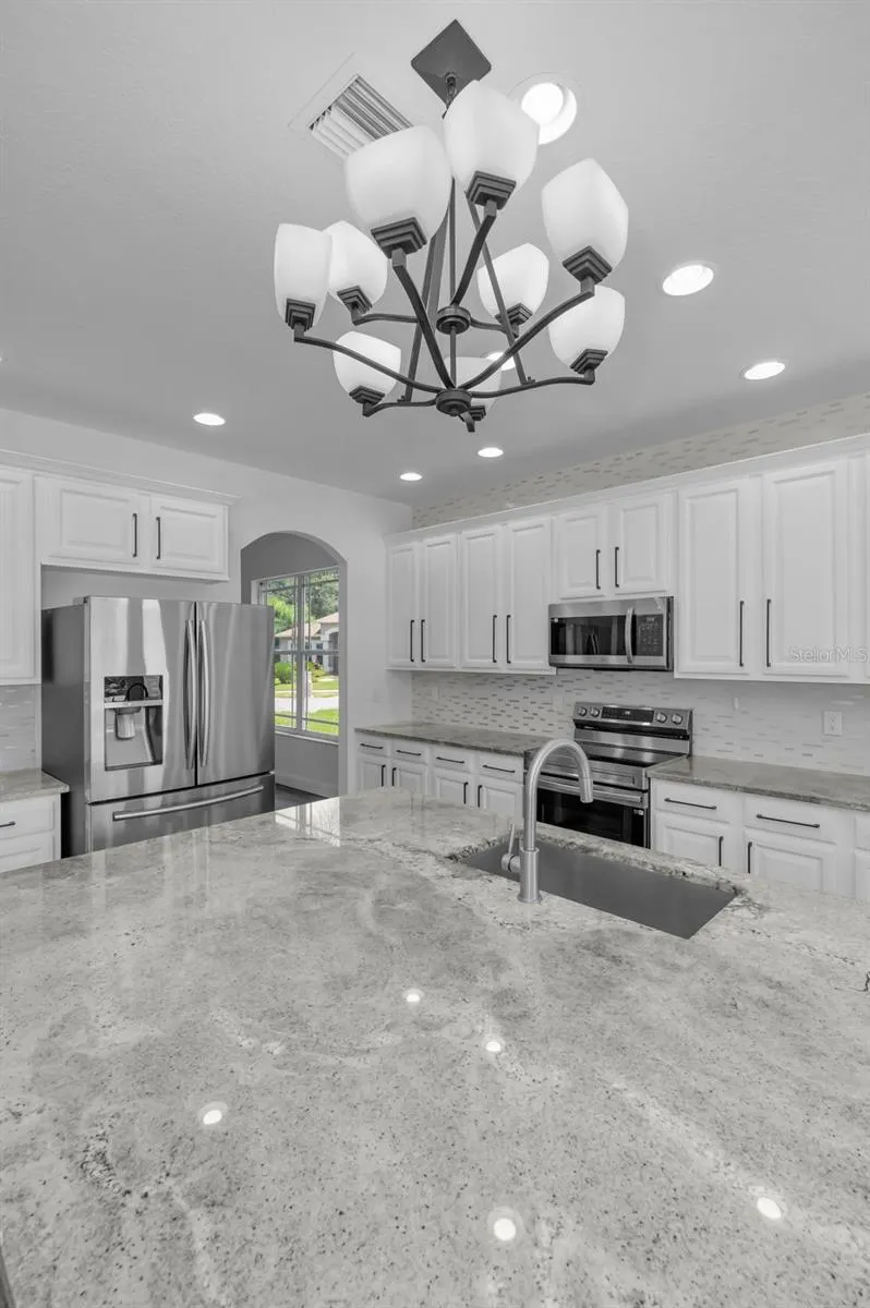 10530 CANARY ISLE DR