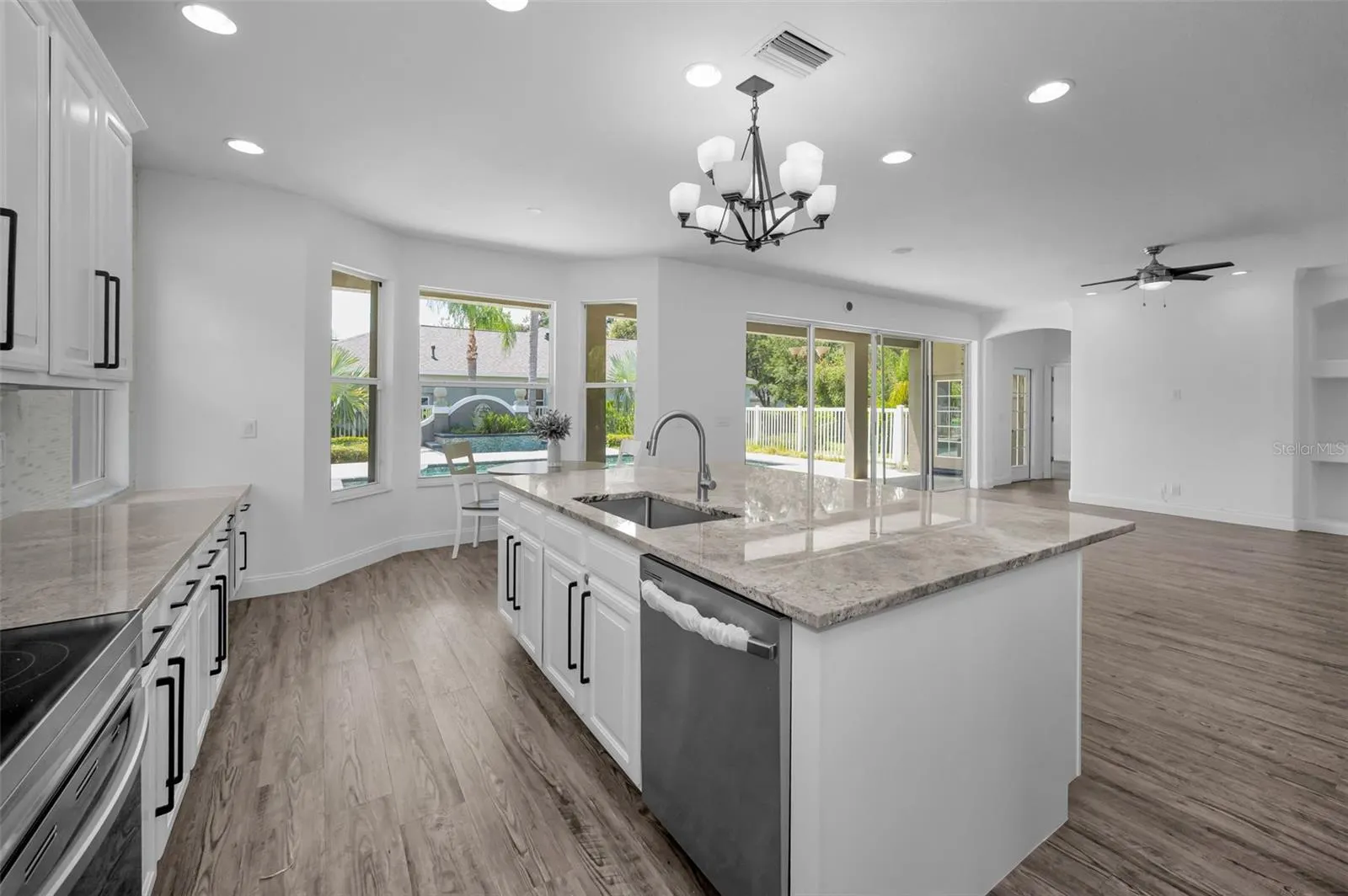 10530 CANARY ISLE DR
