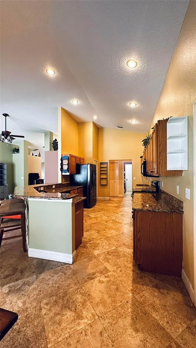 1412 WYNDHAM LAKES DR