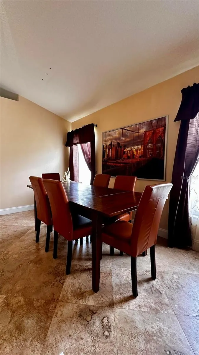 1412 WYNDHAM LAKES DR