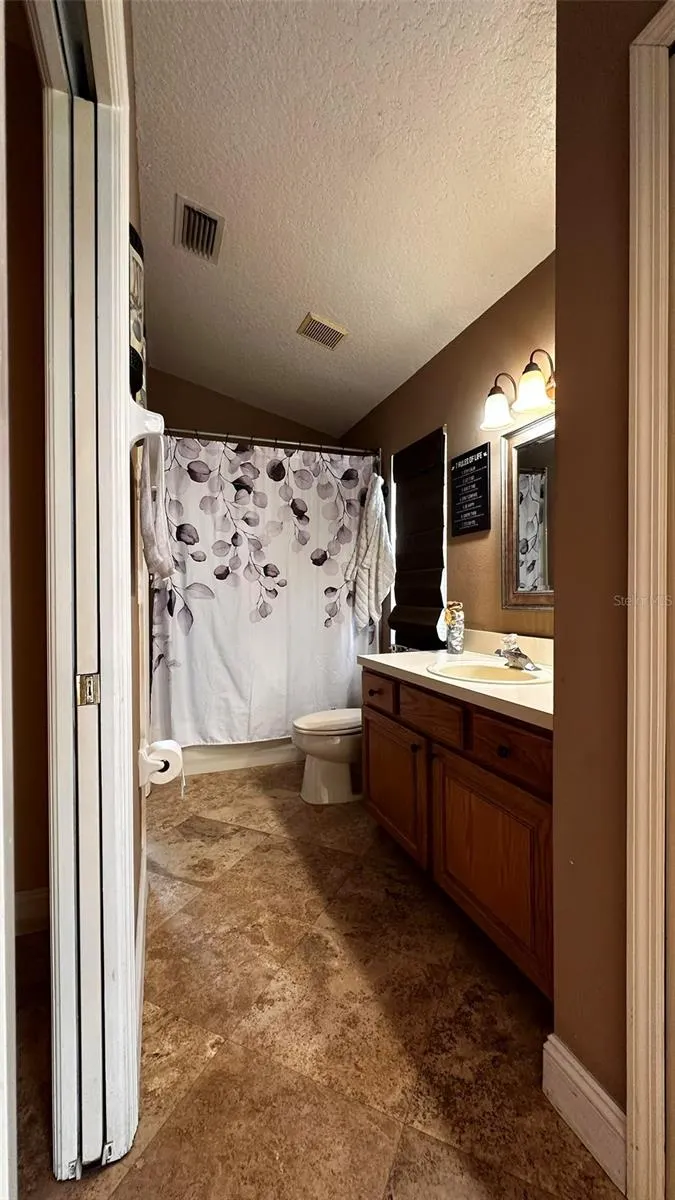 1412 WYNDHAM LAKES DR