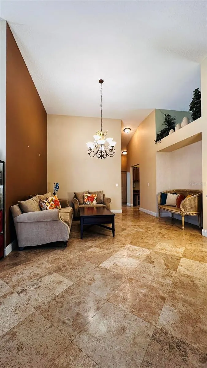 1412 WYNDHAM LAKES DR